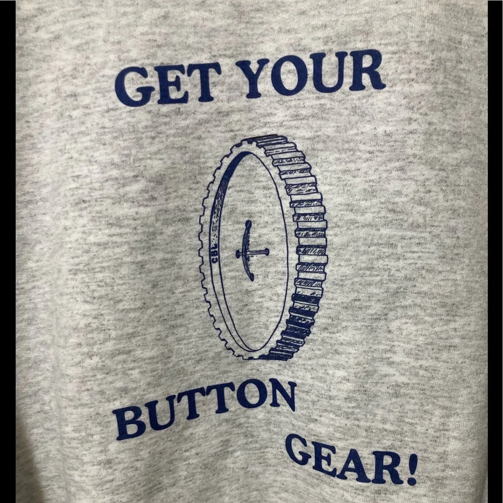 Vintage 90’s Hanes ComfortBlend “Get Your Button Gear” White Crew Neck - Adult M - Picture 4 of 4